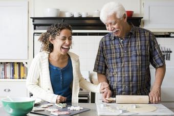 10+ Fun Things to Do With Elderly Parents You'll Both Enjoy